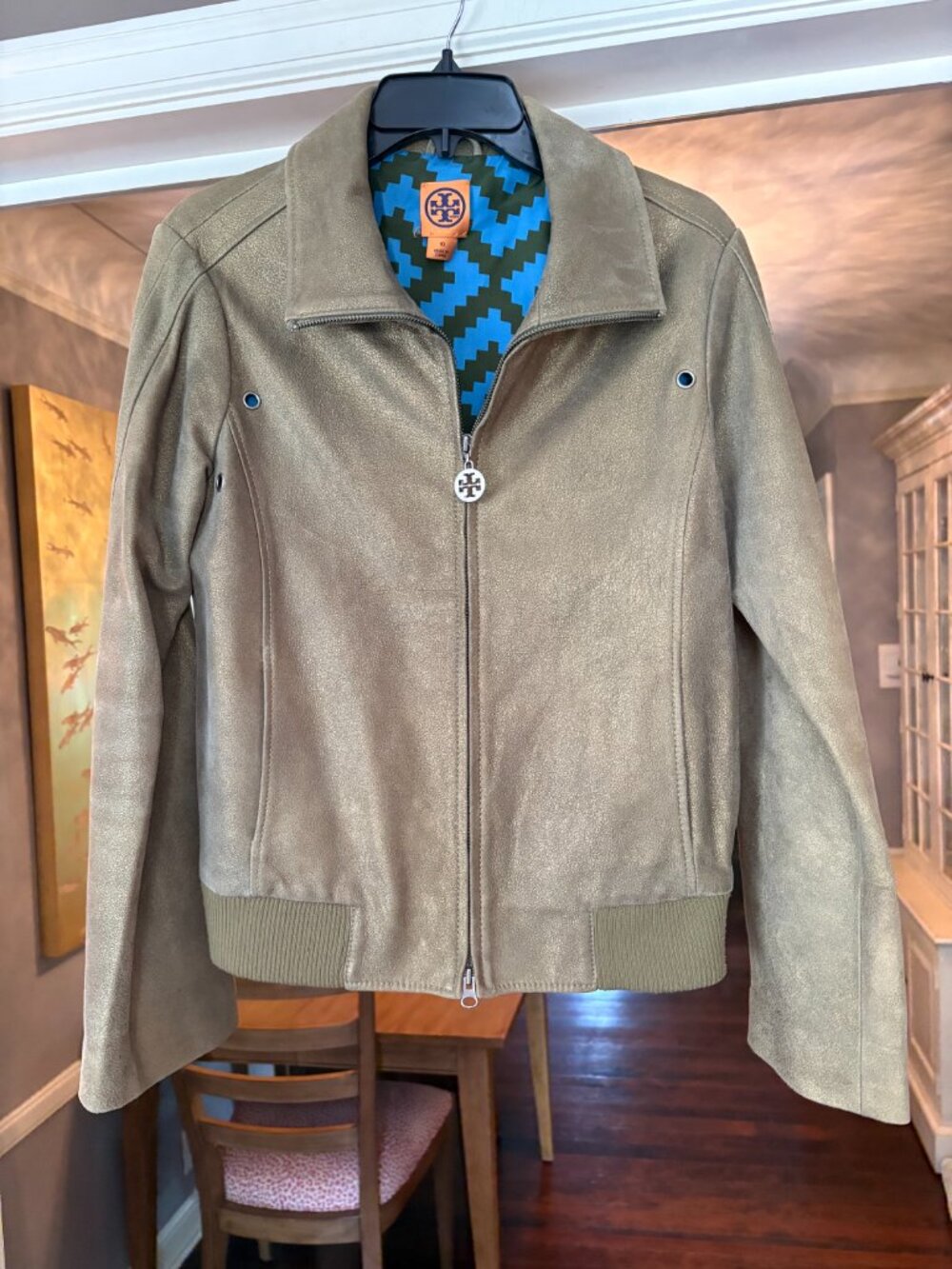 Preowned Tory Burch Genuine Leather with Silk Lining Olive Suede Jacket. Size 10